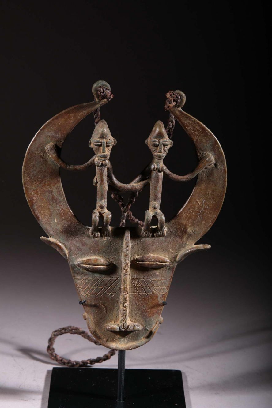 Bronze Baoule Pendant 