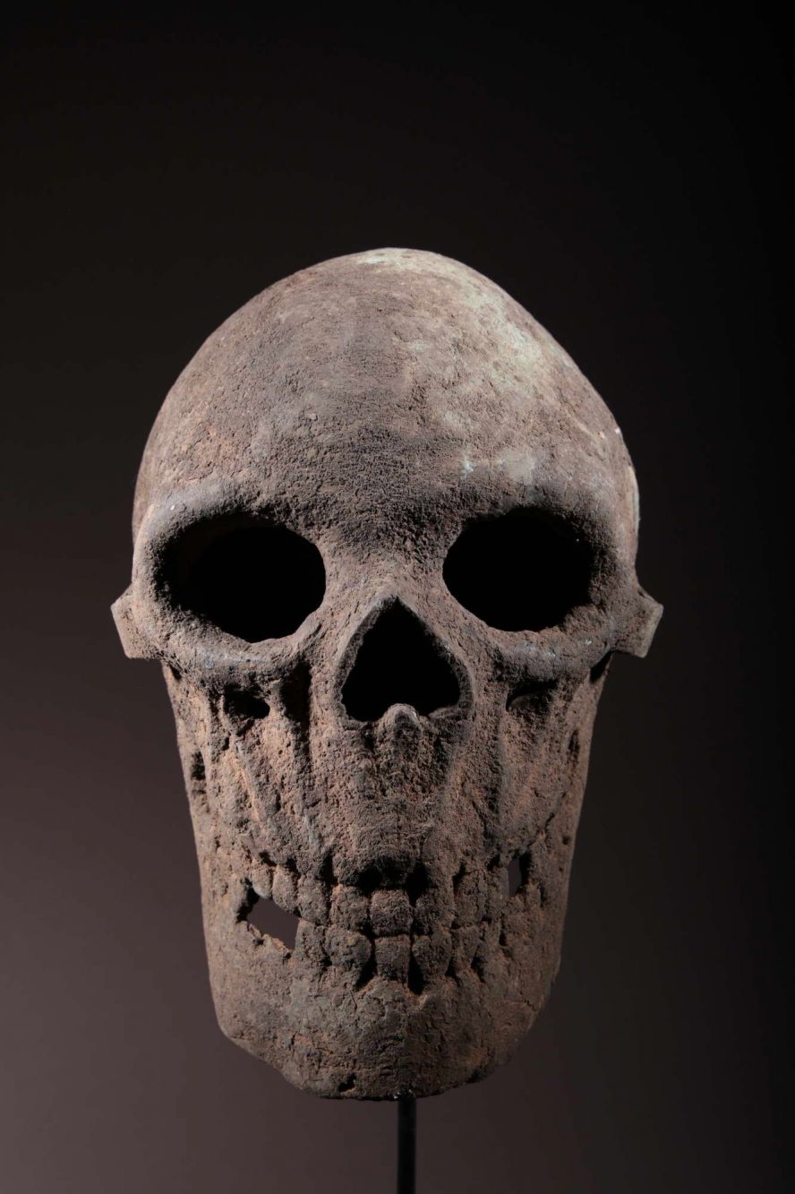 bronze Tiv skeleton head 