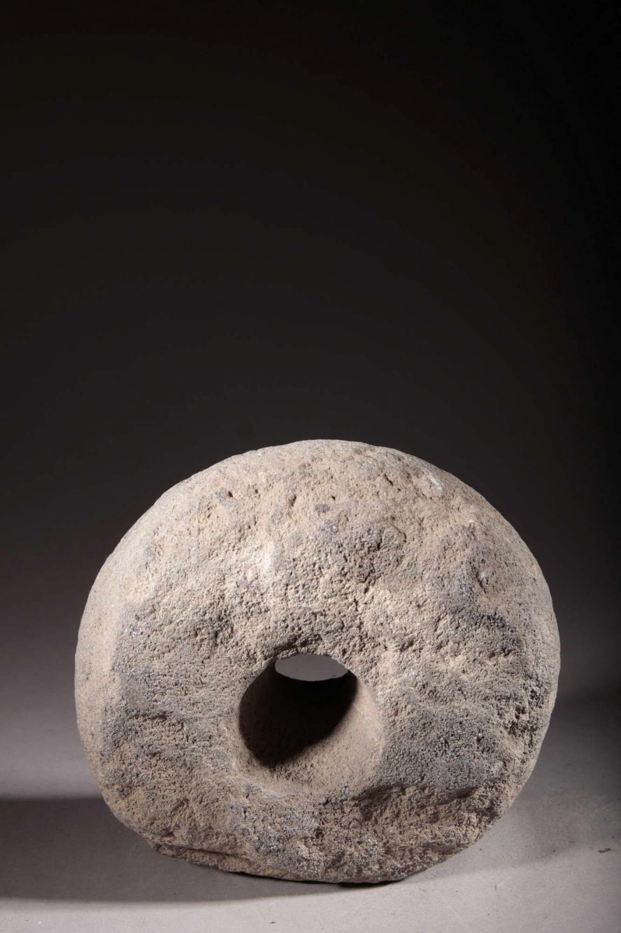 Outil en pierre du néolithique 