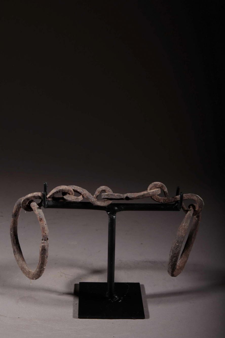 Slave's chain 