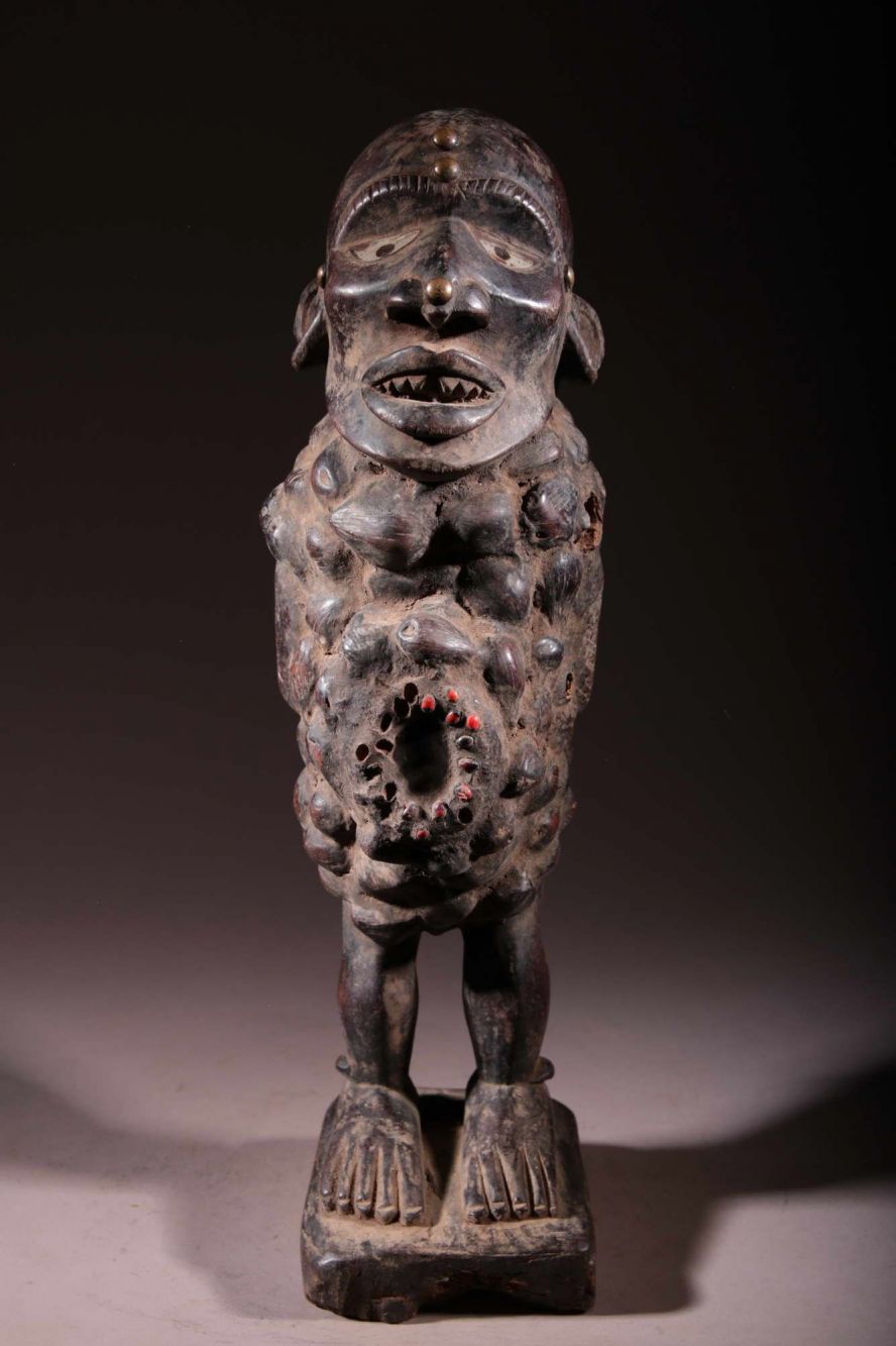 Bakongo idol statue 