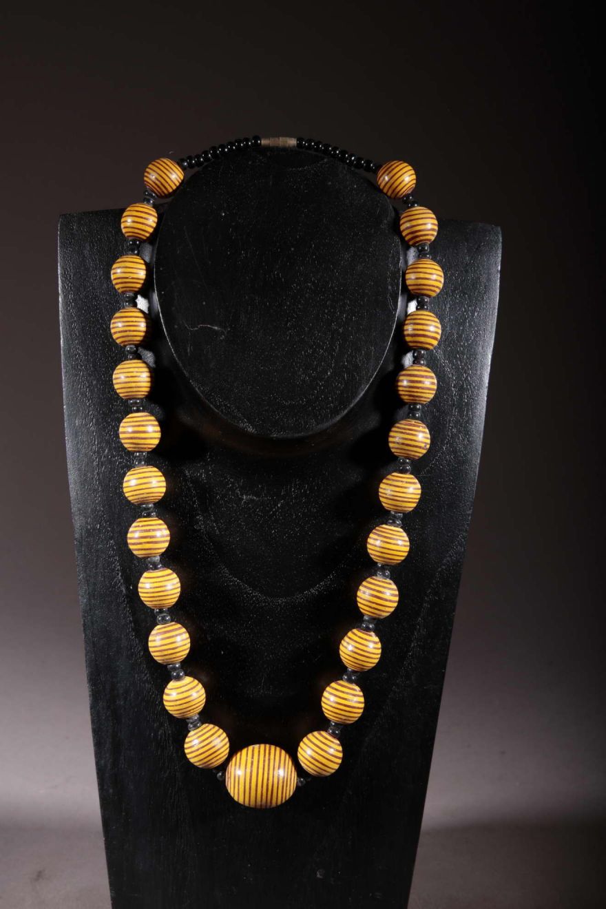 Collier ethnique perles en terre cuite de kapélé 