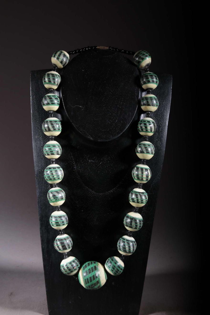 Collier ethnique perles en terre cuite de kapélé 