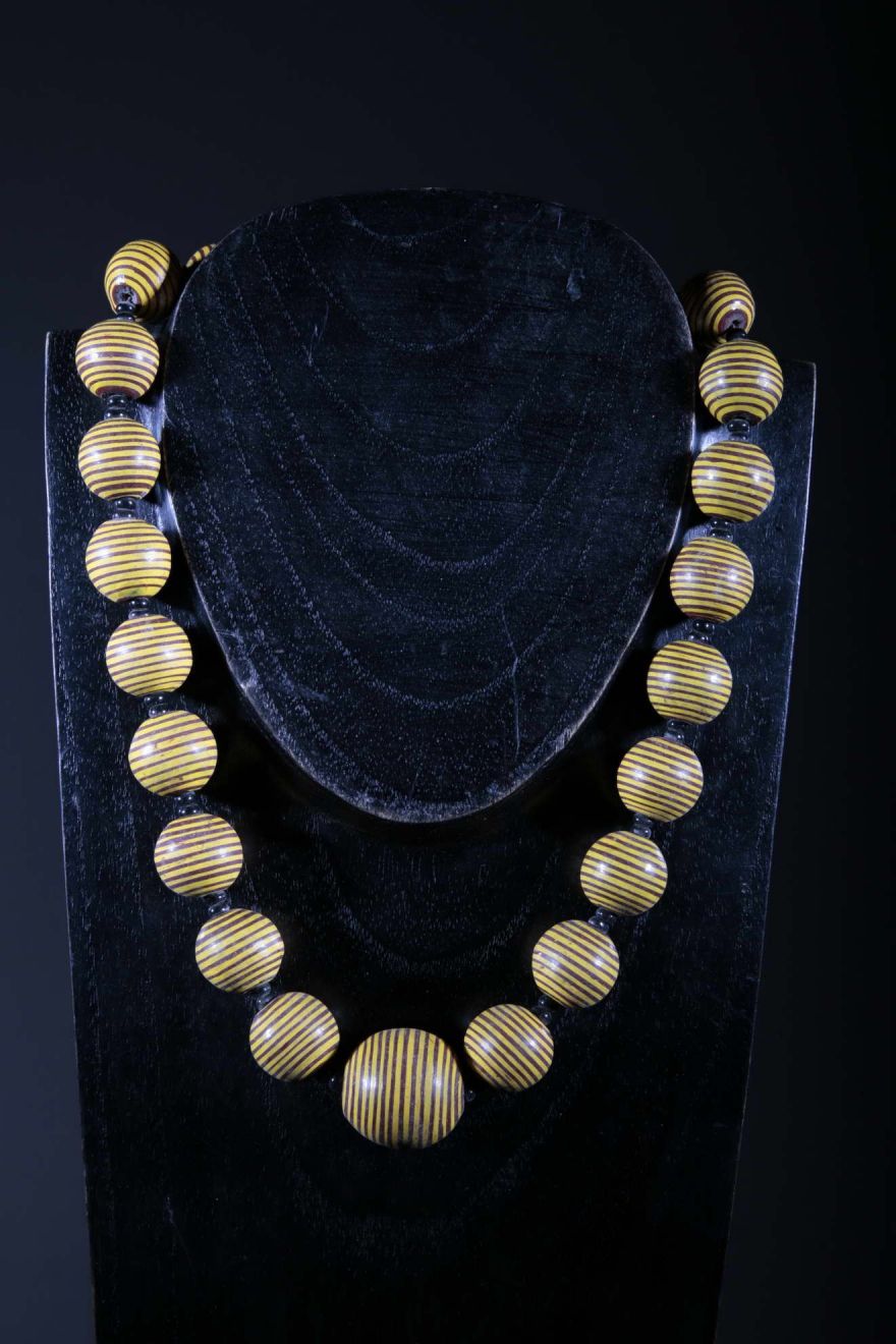 Collier ethnique perles en terre cuite de kapélé 