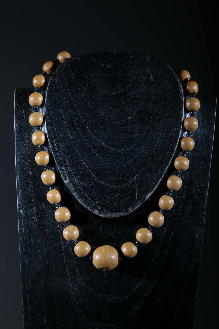 Collier ethnique perles en terre cuite de kapélé 