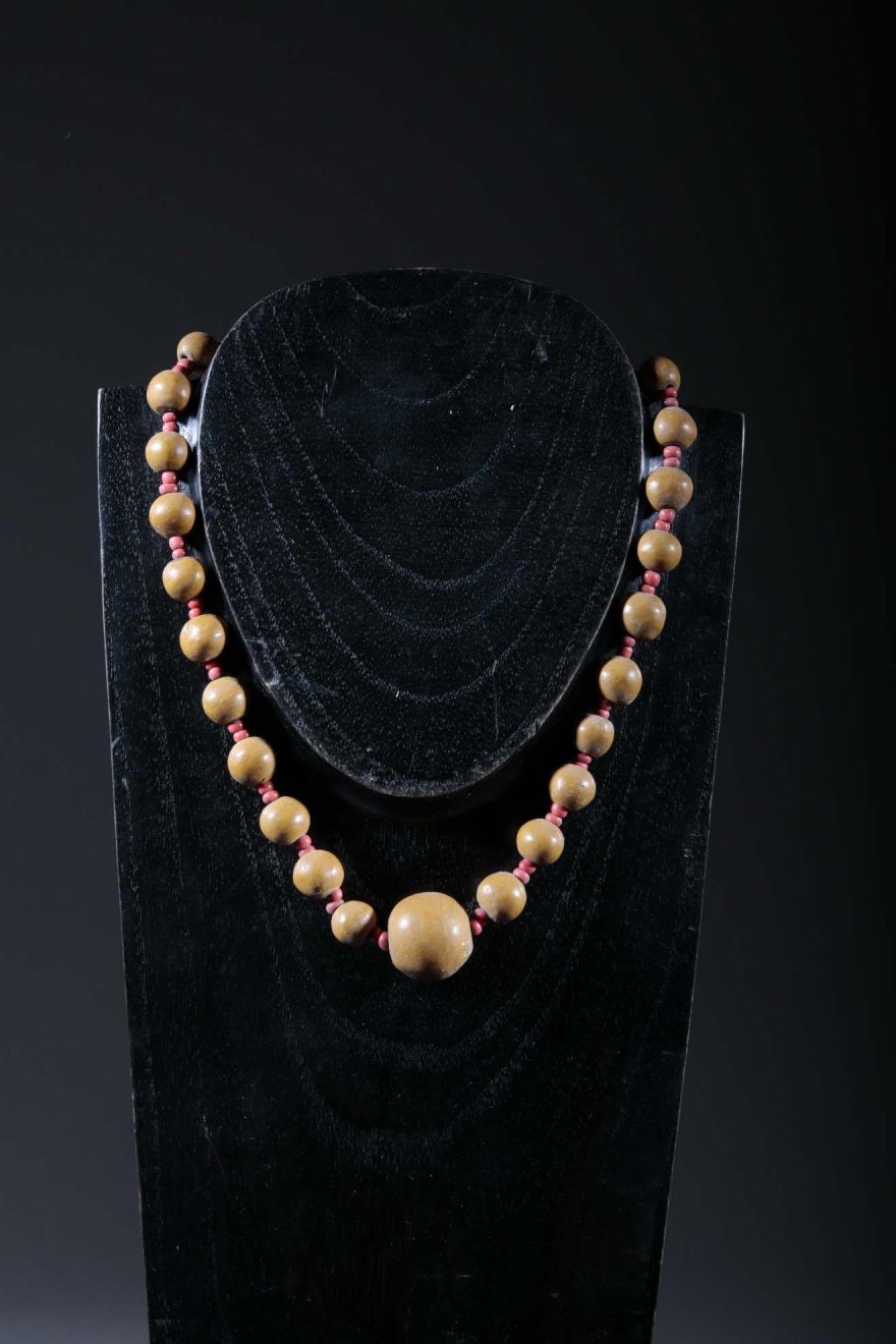 Collier ethnique perles en terre cuite de kapélé 