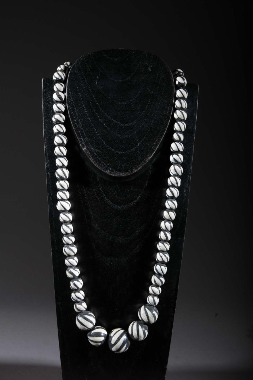 Collier ethnique perles en terre cuite de kapélé 