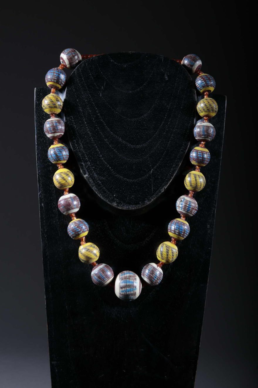 Collier ethnique perles en terre cuite de kapélé 