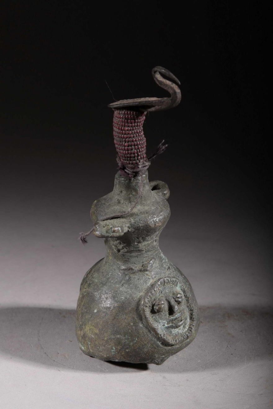 Fiole en bronze de féticheur Fon 