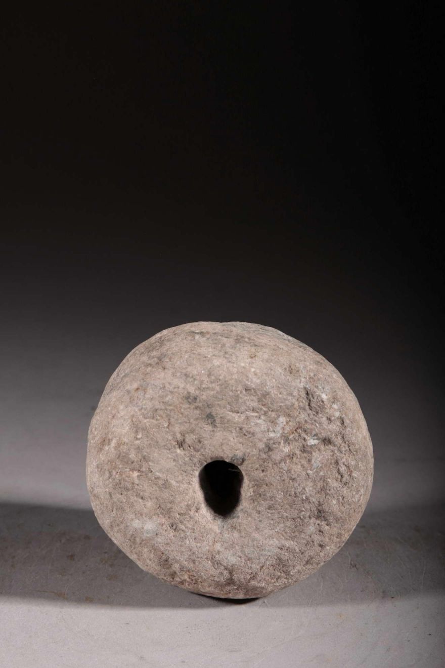 Outil en pierre du néolithique 